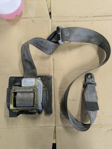 VW T4 Sicherheitsgurt auf der Beifahrerseite 7D0857806B