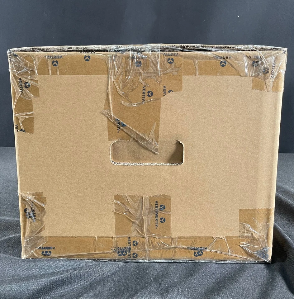 NEW Vertiv Liebert GXT5 UPS 4900VA/4600W 208V GXT5-6KL630RT5UXLN -Same Day Ship - Image 3 of 4