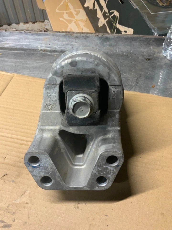 13-2015 Ford Edge Motor Montaje Delantero Derecho Lado del Pasajero OEM DP536F012AD Foto 3 de 4