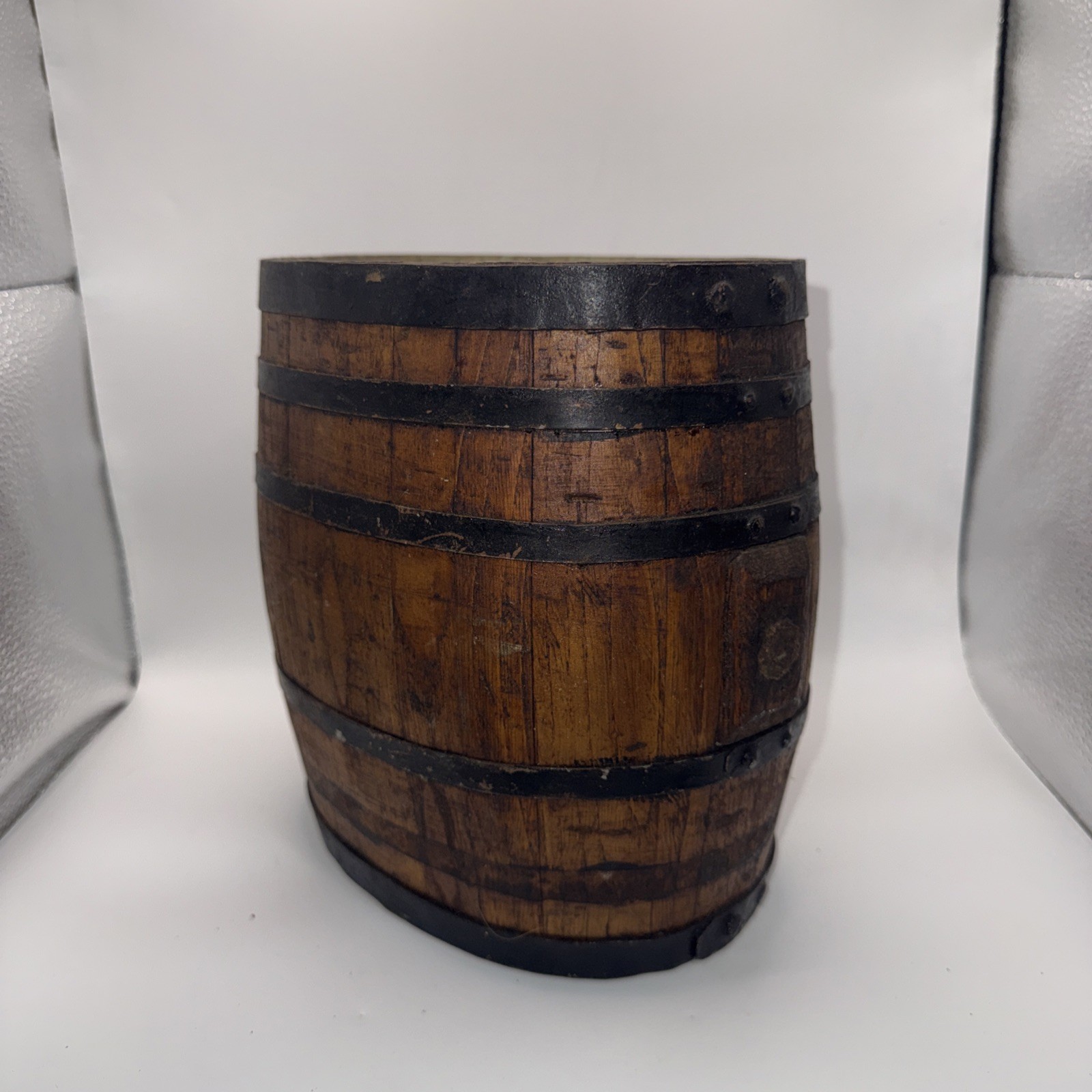 Small Brown Wooden Barrel Keg w/ Metal Bands, Primitive Decor