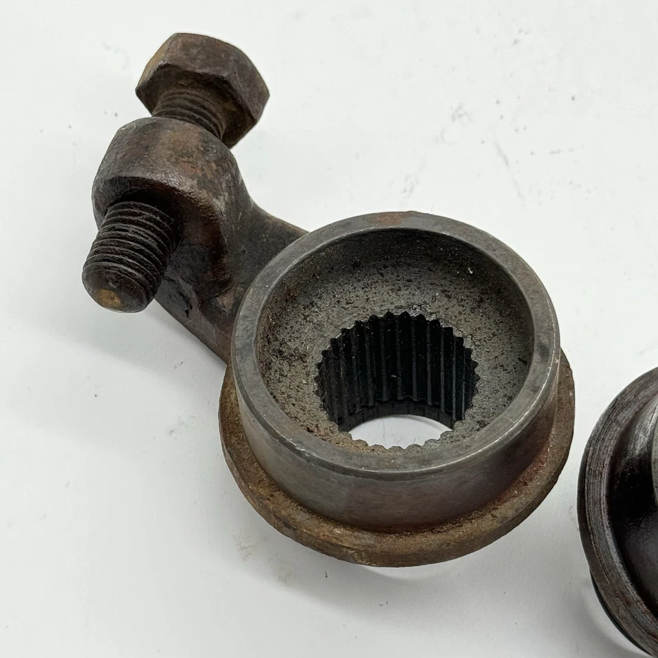 1965-1968 Porsche 911 912 пара регуляторов переднего торсиона левый и правый колпаки SWB - Изображение 3 из 4