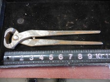 VINTAGE Diamond HORSESHOE FARRIER HOOF END NI...