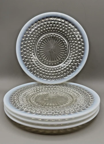 Set of 4 1940s Vintage Anchor Hocking Moonstone Hobnail 8.5" Luncheon Plates