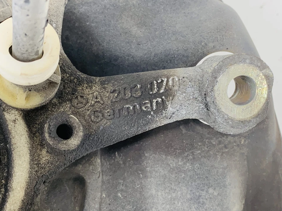 09-11 MERCEDES BENZ SLK300 RWD REAR LEFT SIDE SPINDLE KNUCKLE WHEEL HUB OEM - Image 4 of 4