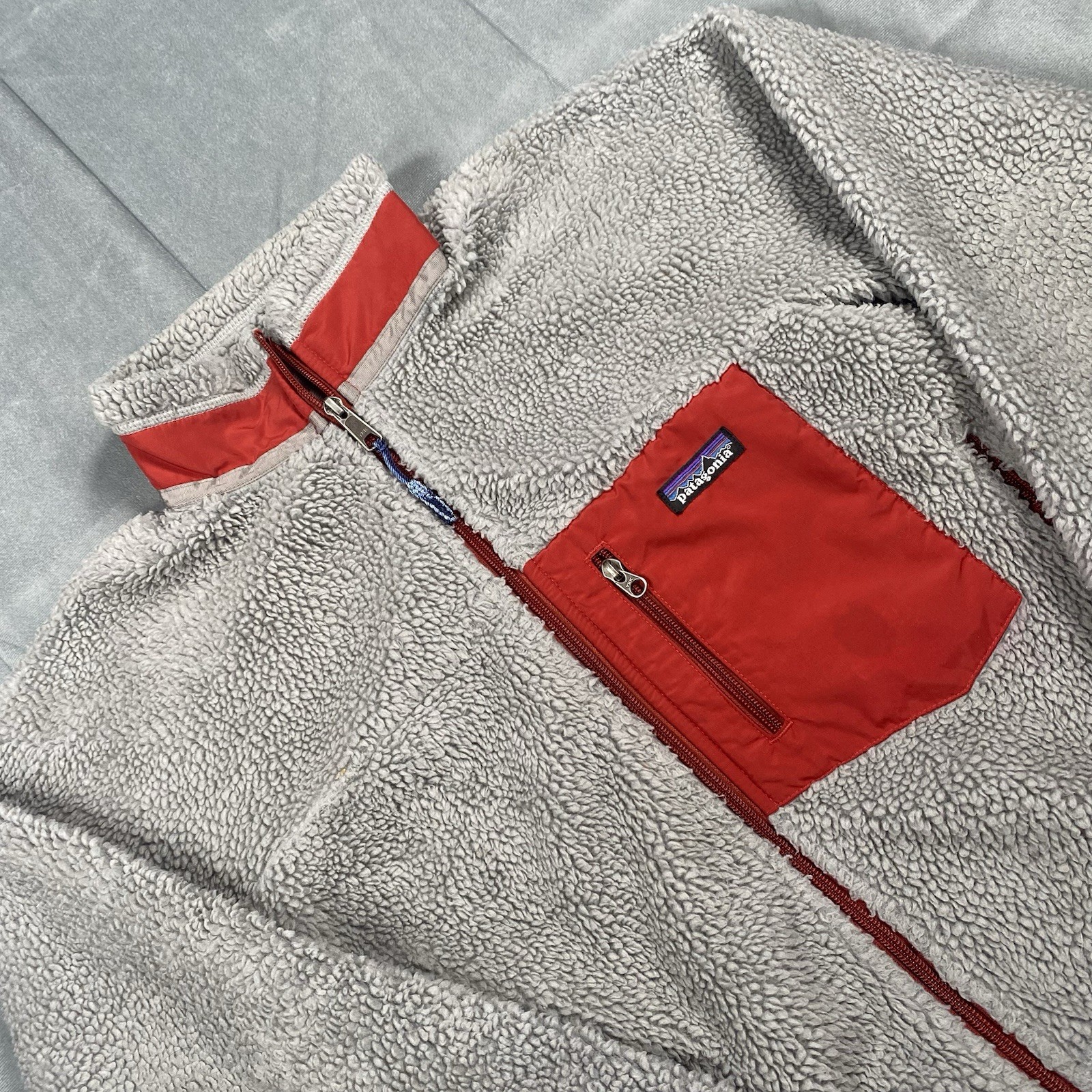 Patagonia Retro-X Deep Pile Fleece Jacket Men’s Size XS Gray Red Pocket Zip Up