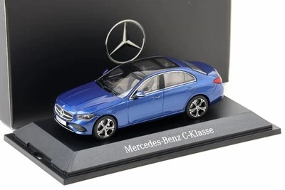 1:43 Herpa Mercedes C-Klasse Limousine (W206) spectral blue 2021 DEALER VERSION