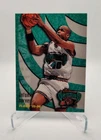 1995 Fleer Basketball Antonio Harvey #275