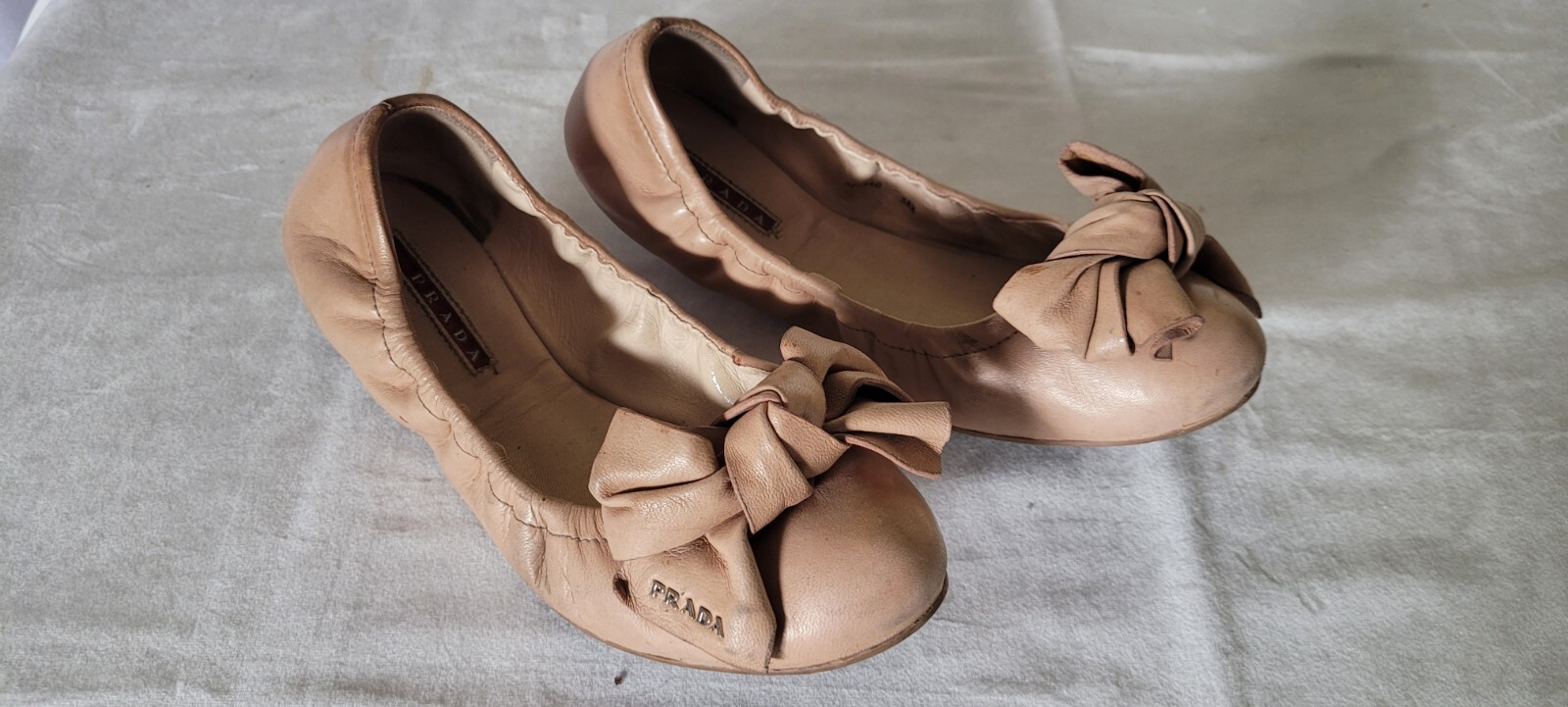 Prada Pink Ballet Flats Women's Size 7.5 Soft Leather Comfortable-image