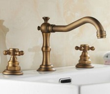 Antiqeu Brass Bathroom Basin Faucet 3 Holes Widespread Sink 2 Knob Tub Mixer Tap
