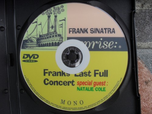 FRANK SINATRA DVD- " FUKUOKA DOME JAPAN DEC 20, 1994 "w/NATALIE COLE LAST TOUR - Picture 4 of 4