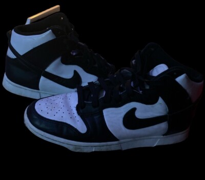 Size 9.5 - Nike Dunk High Black White