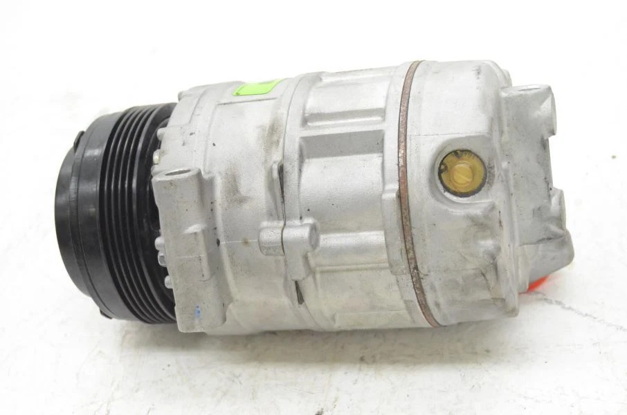 BMW 328i E46 1999-2000 conjunto de compresor de aire acondicionado SEDAN  Foto 2 de 4