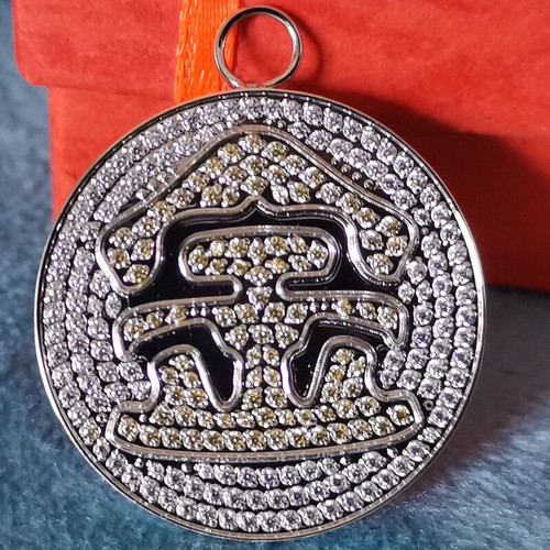 Factory Directly Stainless Steel FULL Inlay Color Zircons Round Necklace Pendant - Picture 12 of 12