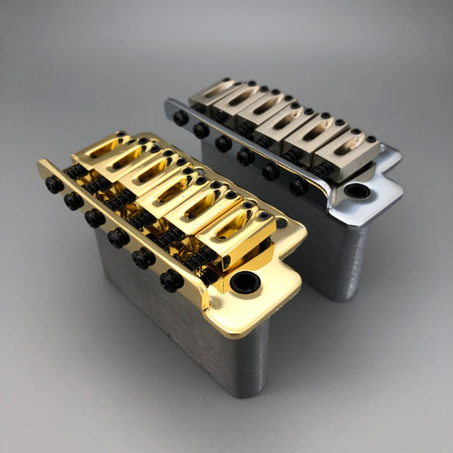 WOV02 Chitarra Strat Originale Wilkinson Stratocaster Tremolo Bridge Oro Cromato - Foto 1 di 28