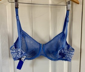 La Perla Bra Mesh Unlined Soft Cup Sheer Lingerie  Lace 36 Band Size 3 (36D)