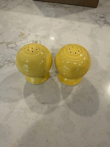 Fiestaware Vintage Salt/Pepper Shakers Yellow, Original Stoppers