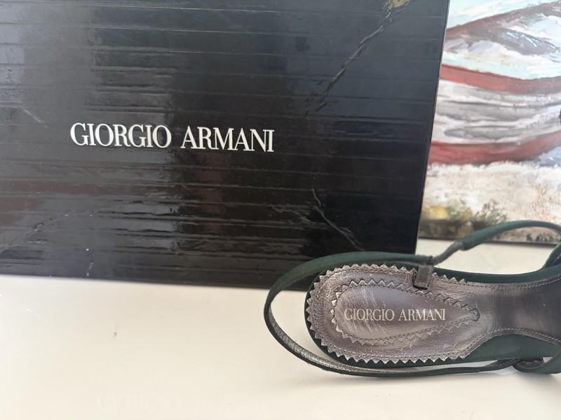 Giorgio Armani Green Suede Pointed Toe Ankle Strap Stiletto Heel US 8M