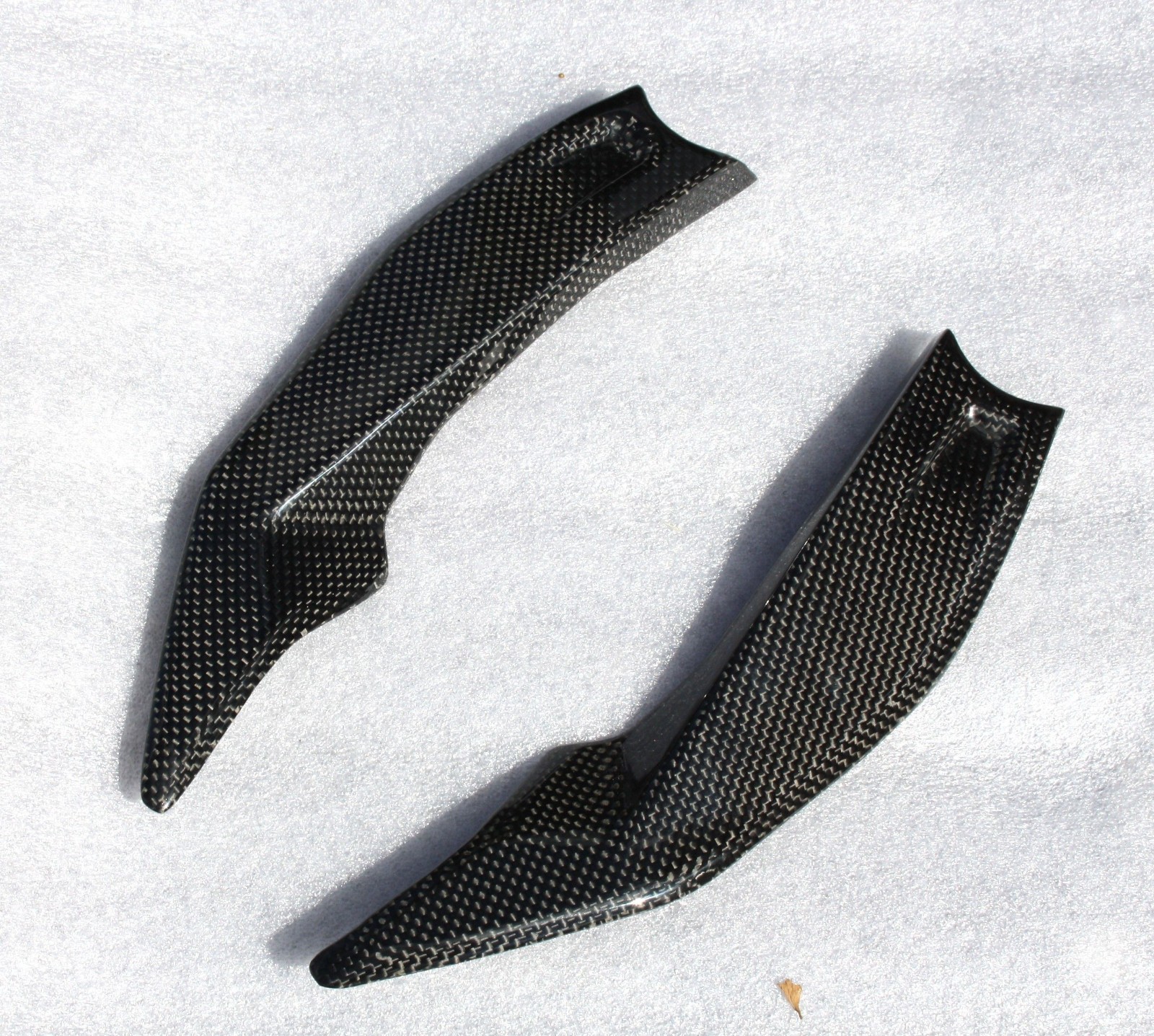 Cache cadre carbone Ducati Streetfighter V4 2026 : accessoire protection moto v4