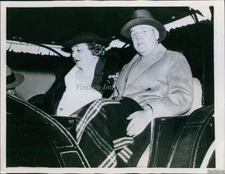 Vintage Woman, Man With Lap Blanket In Surrey With Fringe 6X8 Vintage Photo