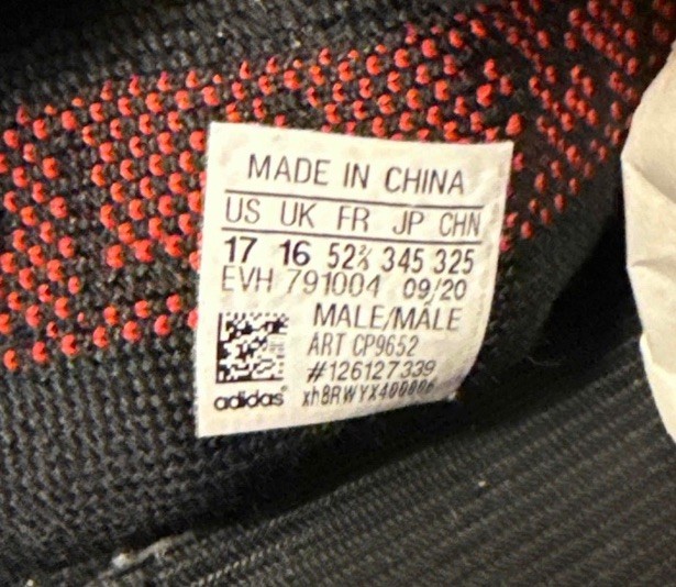 Adidas Yeezy Boost 350 V2 Bred 2020 Black Red Size 17 Sneakers w/ Box CP9652 thumbnail 7