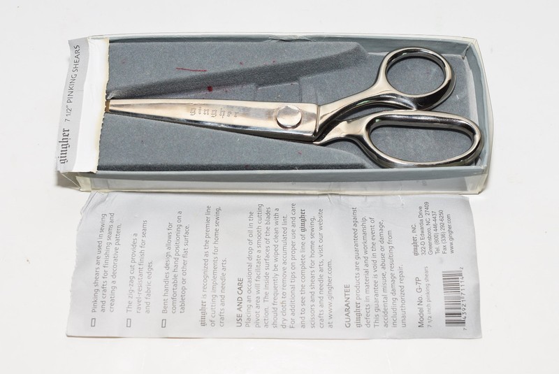 Gingher 7.5" Inch Preowned Pinking Shears Model No. G-7P