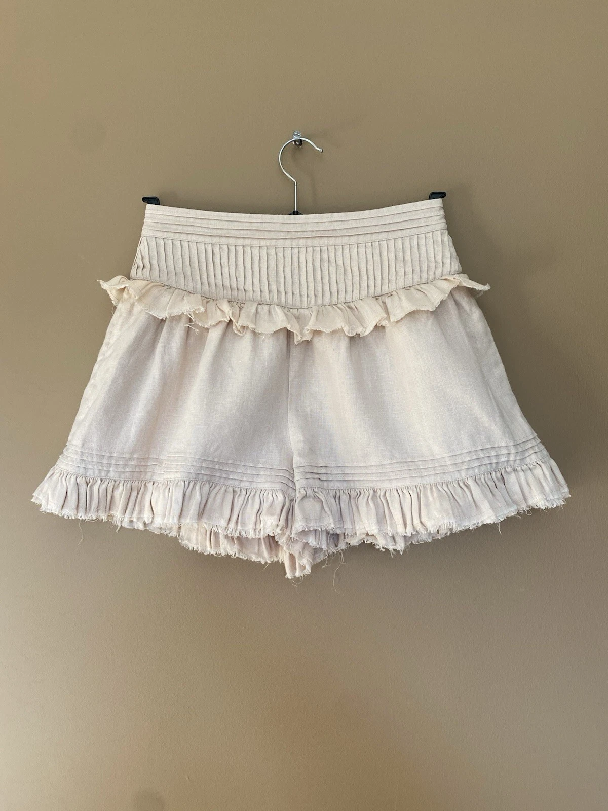 AJE MORTON PEACHY BEIGE LINEN RUFFLE SHORTS UK 8