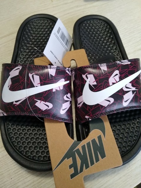 nike flex sandals