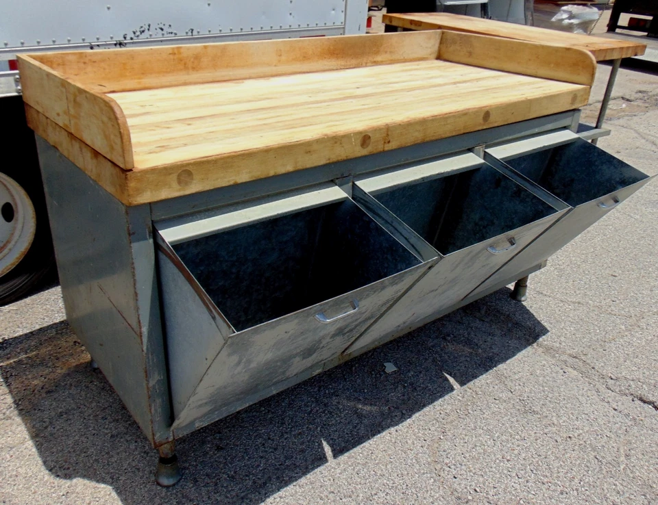 Mesa de estación de trabajo industrial de colección para chef carnicero bloque panadero 72x30 Foto 3 de 4