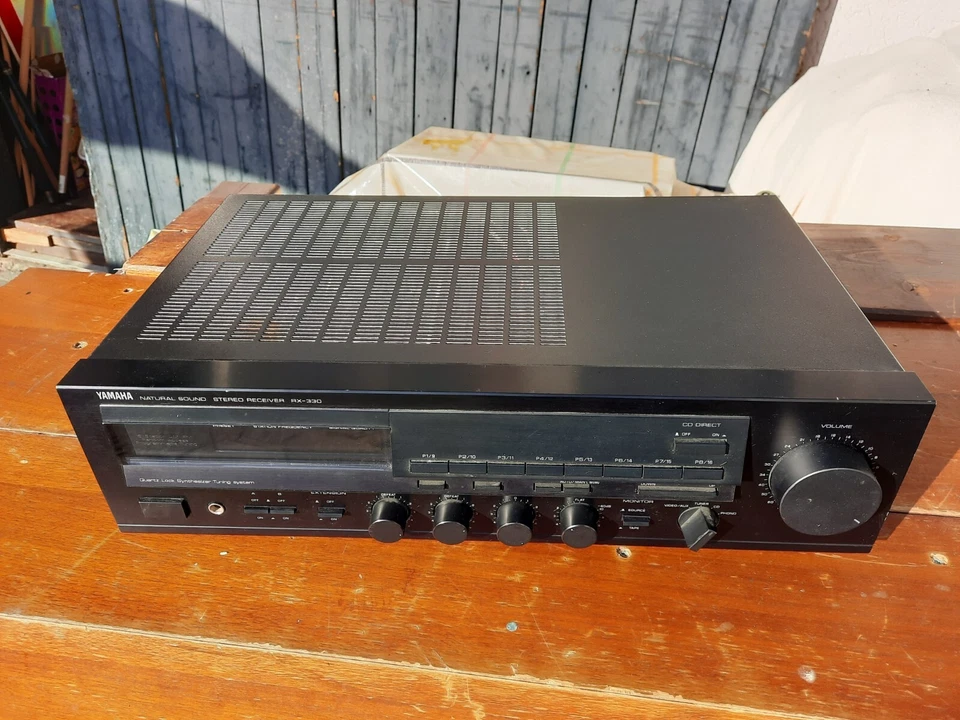 Yamaha RX-330 Stereo Receiver, Natural Sound, Quartz Lock Synthesizer - Bild 3 von 4