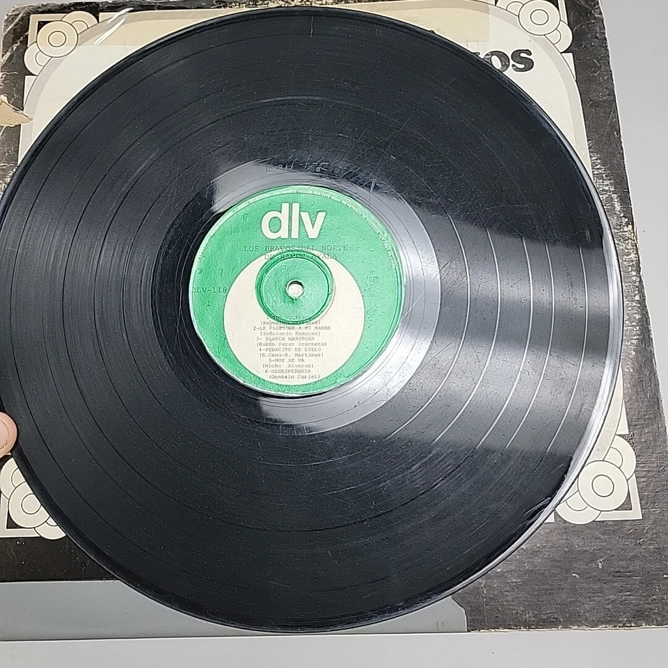 Rare! LOS BRAVOS DEL NORTE DE RAMON AYALA "Tus Pucheros" LP VINYL RECORD DLV 118 - Image 4 of 4