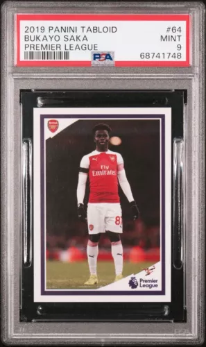 2019 Panini Tabloid Premier League Stickers Bukayo Saka ROOKIE RC #64 PSA 9 💎