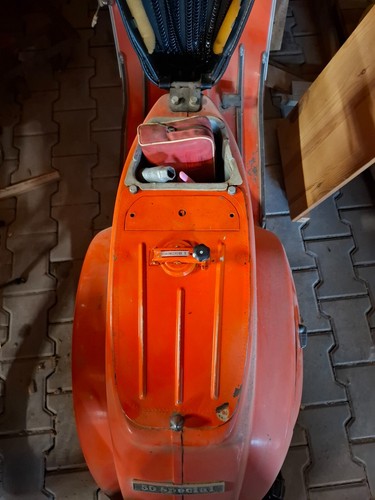 Piaggio Vespa 50 Spezial - Bild 6 von 9