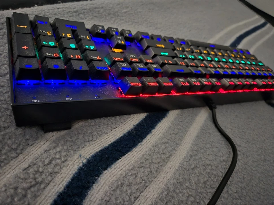 redragon k551 wired mechanical keyboard - Image 2 of 4