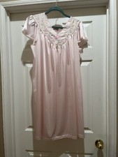 Vintage Vanity Fair Nylon Nightgown Lace Eyelet Trim Medium Grandma USA