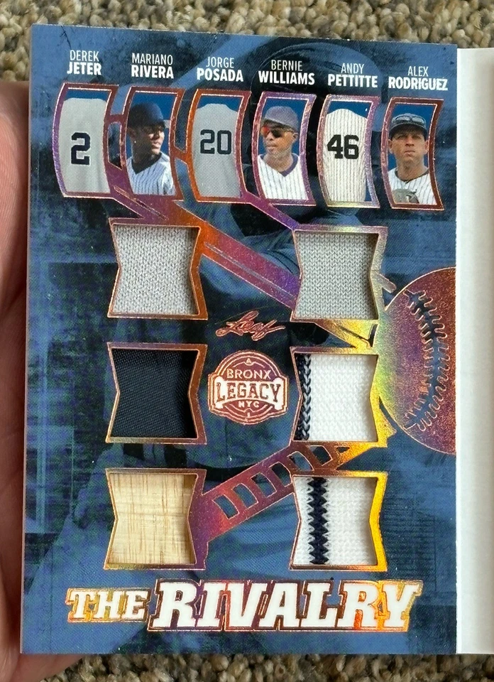 Folleto de rivalidad de los Medias Rojas de los Yankees/30 parche de 12 jugadores tarjeta reliquia Jeter Ortiz Foto 2 de 4