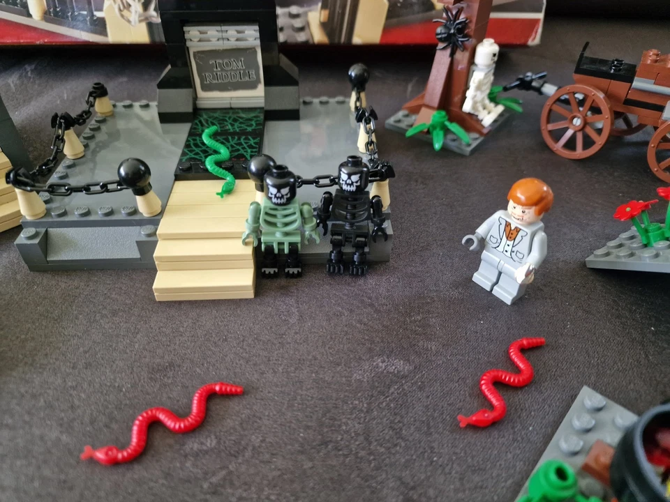 LEGO Harry Potter 4766 Graveyard Duel, Foto 3 von 5