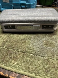 Peavey PVM Microphone Case Gray Plastic with Foam Pad for Microphone Storage 