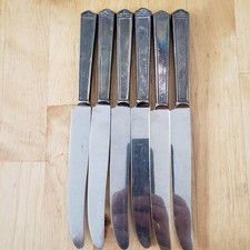 6 ANTIQUE COLLECTIBLE Knives , 8.5".HOLLOW HANDLE,1847 ROGERS BROS SILVER PLATE