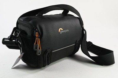 Lowepro Adventura Go SH 140  Shoulder Bag #G857