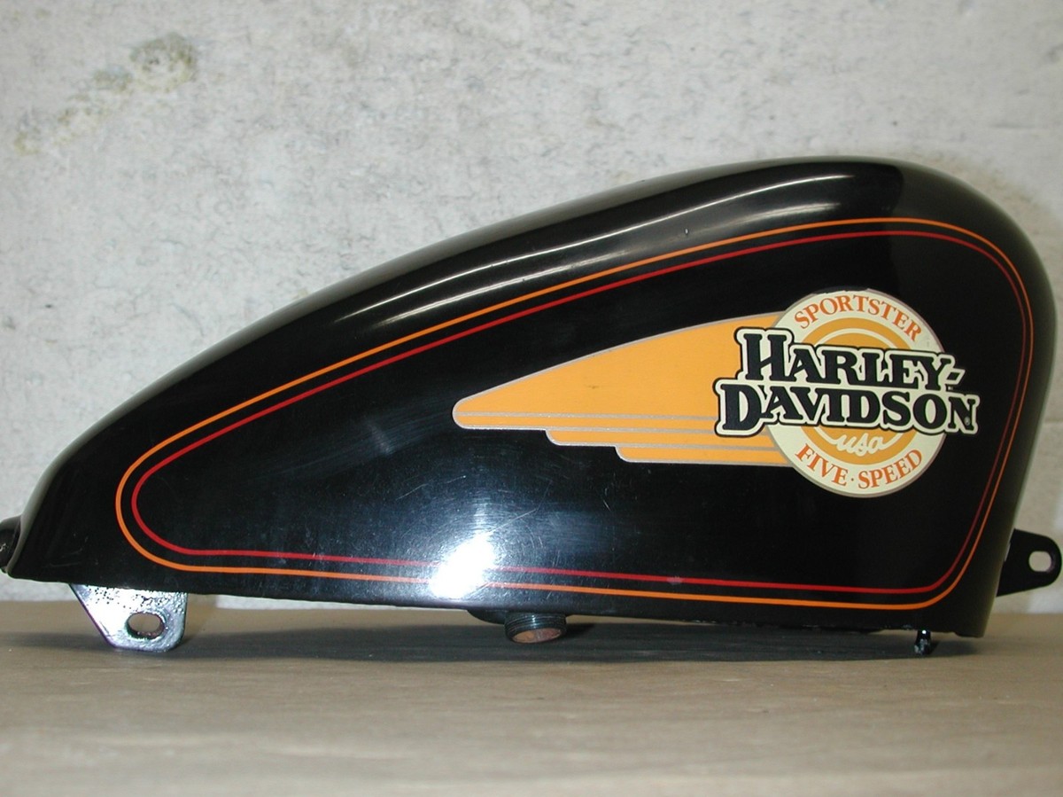 HARLEY DAVIDSON Sportster XL 2.2 Gallon carburetor OEM 61023-93