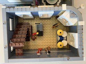 LEGO CREATOR: Assembly Square (10255)