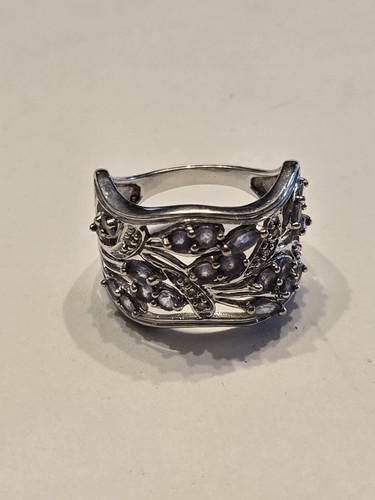 Women 10k White Gold Ring With Light Blue Stones 5.6 Grams Size 7.75 NOT SCRAP