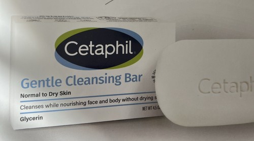 CETAPHIL GENTLE CLEANSING BAR SENSITIVE SKIN 4.5 OZ BOXED LOT OF 2=9oz Total