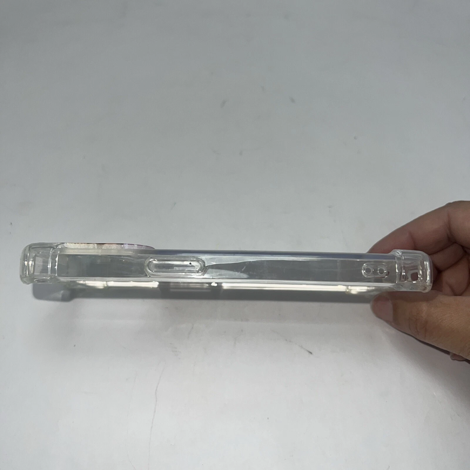 iPhone 13 Pro Swift phone case