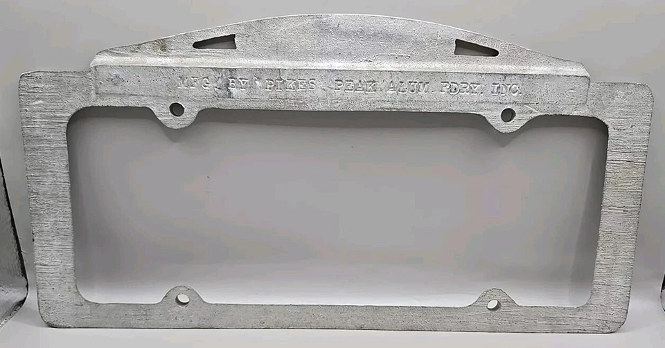 Marco de matrícula de aluminio vintage Denver Mile High City Pikes Peak Foundry Foto 2 de 3