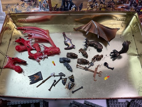 Mega Bloks Dragons Iron Raiders 9650 Various Pieces In Tin Box - Picture 3 of 15