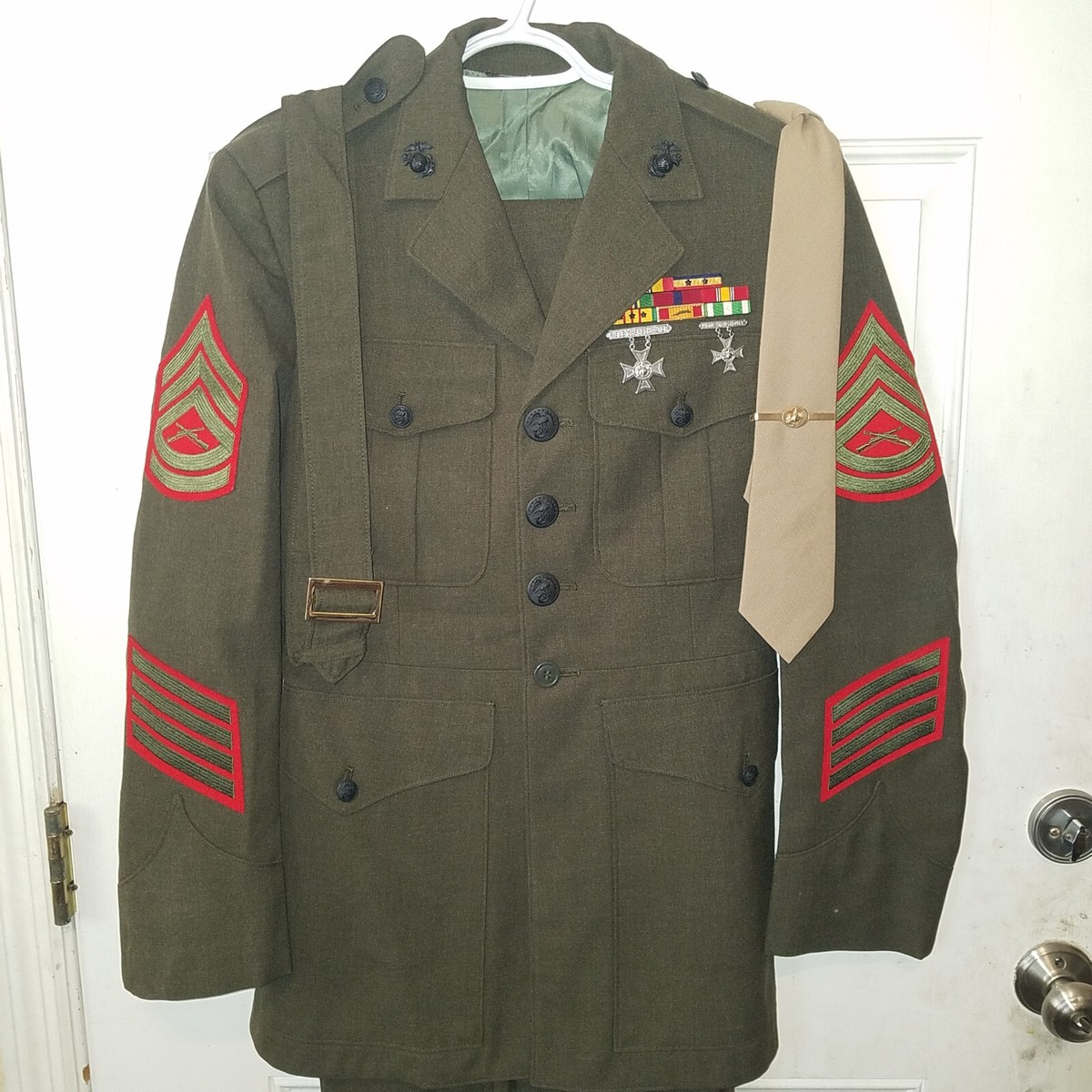 ミリタリー 1/6MARINE CORPS GUNNERY SERGEANT CRRWS DAMTOYS Gunnery sergeant Crews 78082