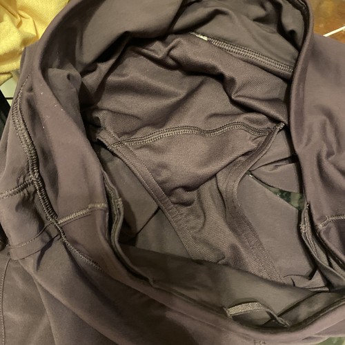 Lululemon Run Shorts Size 4 dark purple - Picture 7 of 8