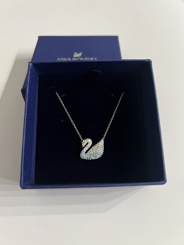 Nib Swarovski Iconic Swan pendant Swan, Small, Blue, Rhodium plated 5512095 - Picture 2 of 7