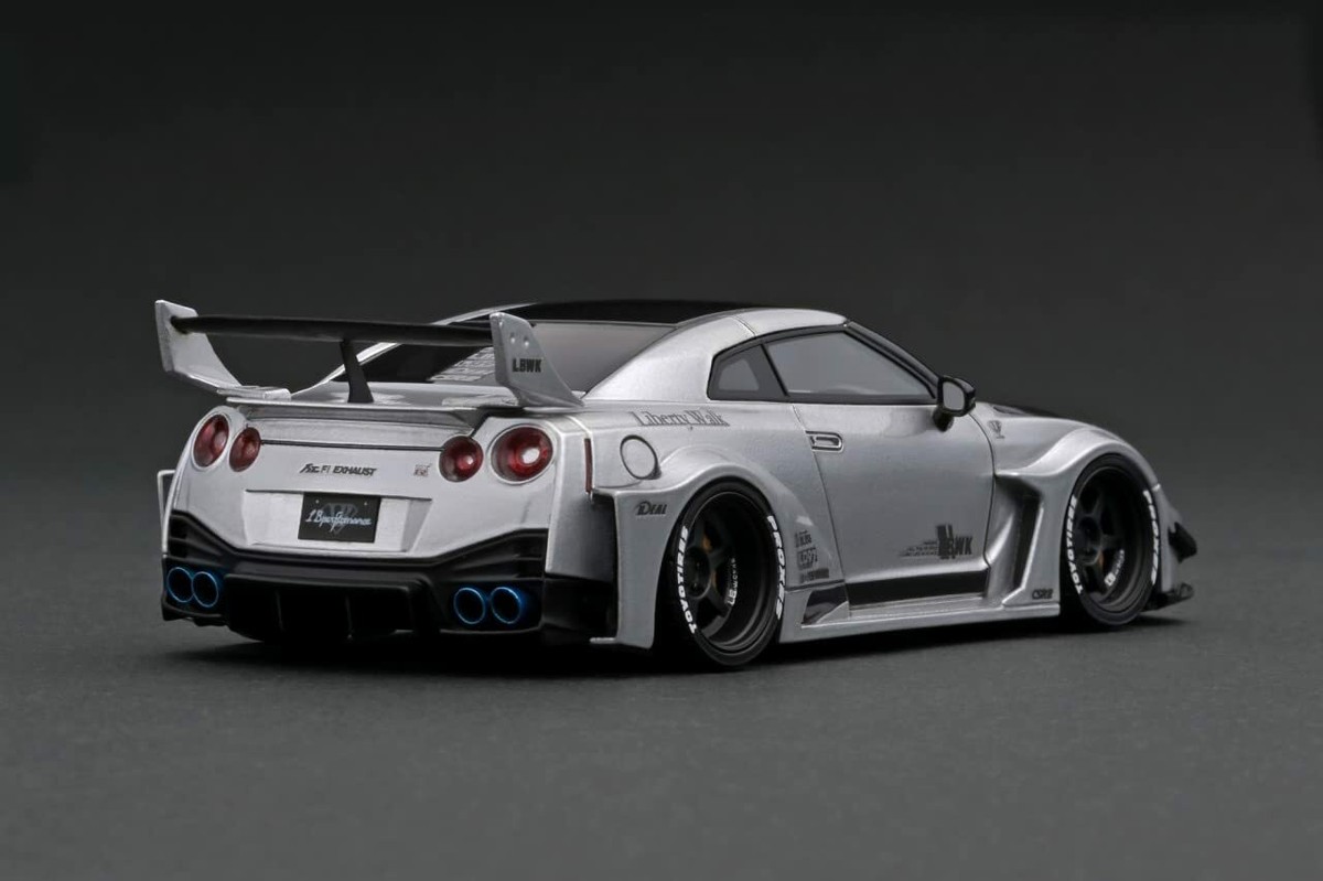 イグニッションモデル 1/43日産35GT-RR Silver Ignition Model IG2545 1/43 LB-Silhouette WORKS GT Nissan